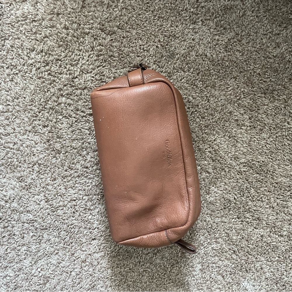Good fellow toiletry bag
